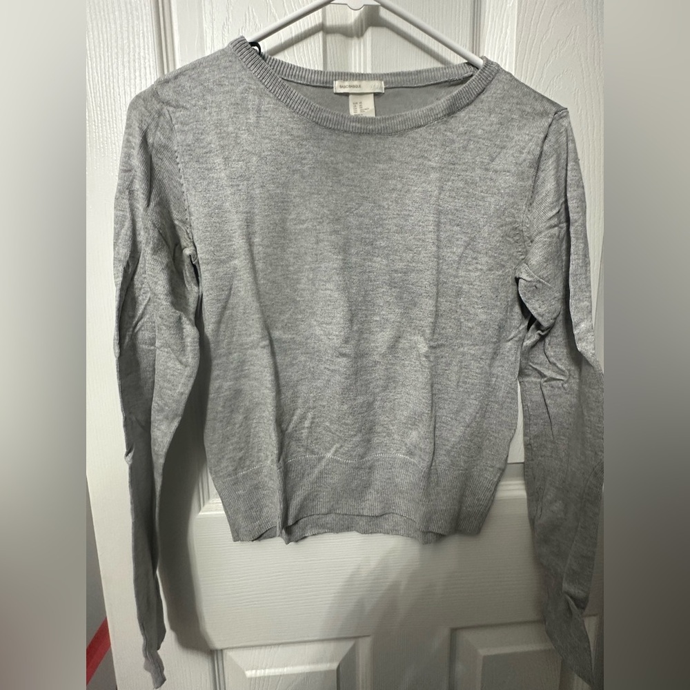 H&M Gray Crewneck Sweater Size Extra Small